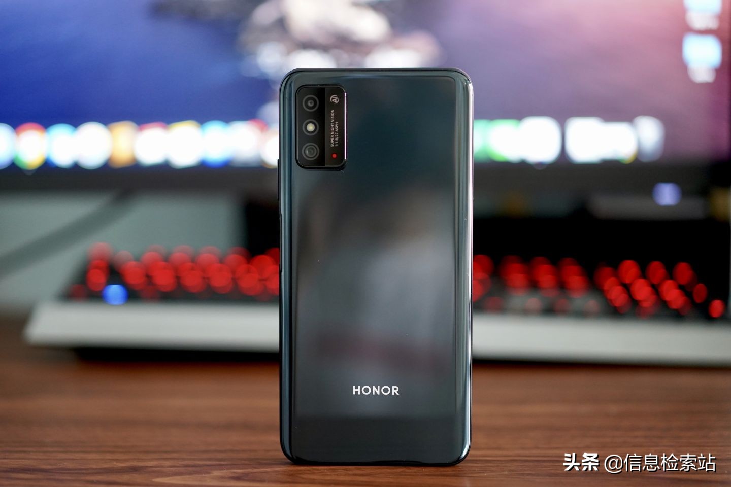 荣耀X20 Max上线：6000mAh+7.2寸+66W，不愧是荣耀