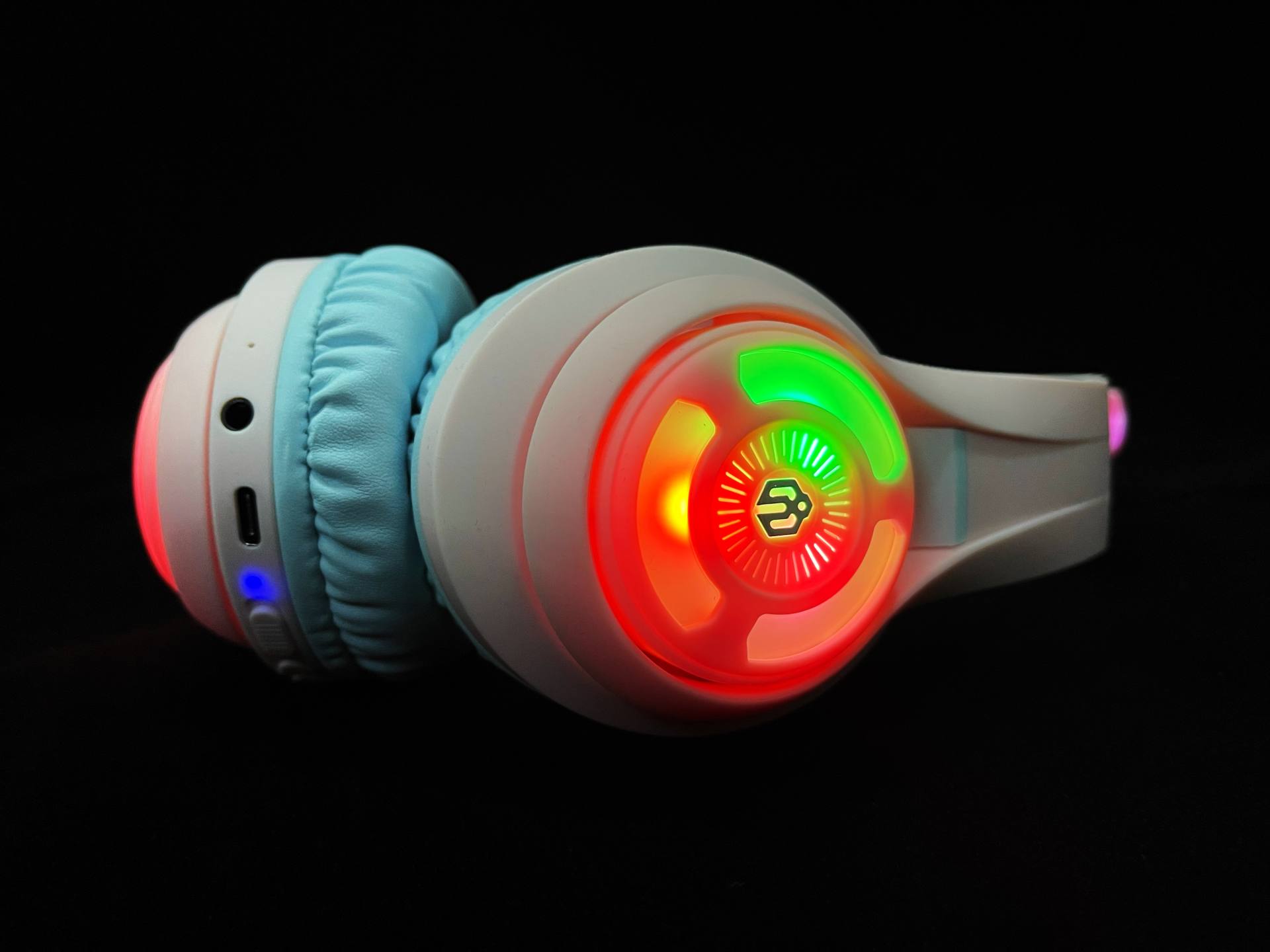 儿童上网课Tribit趣倍BTH13头戴式发光蓝牙耳机体验