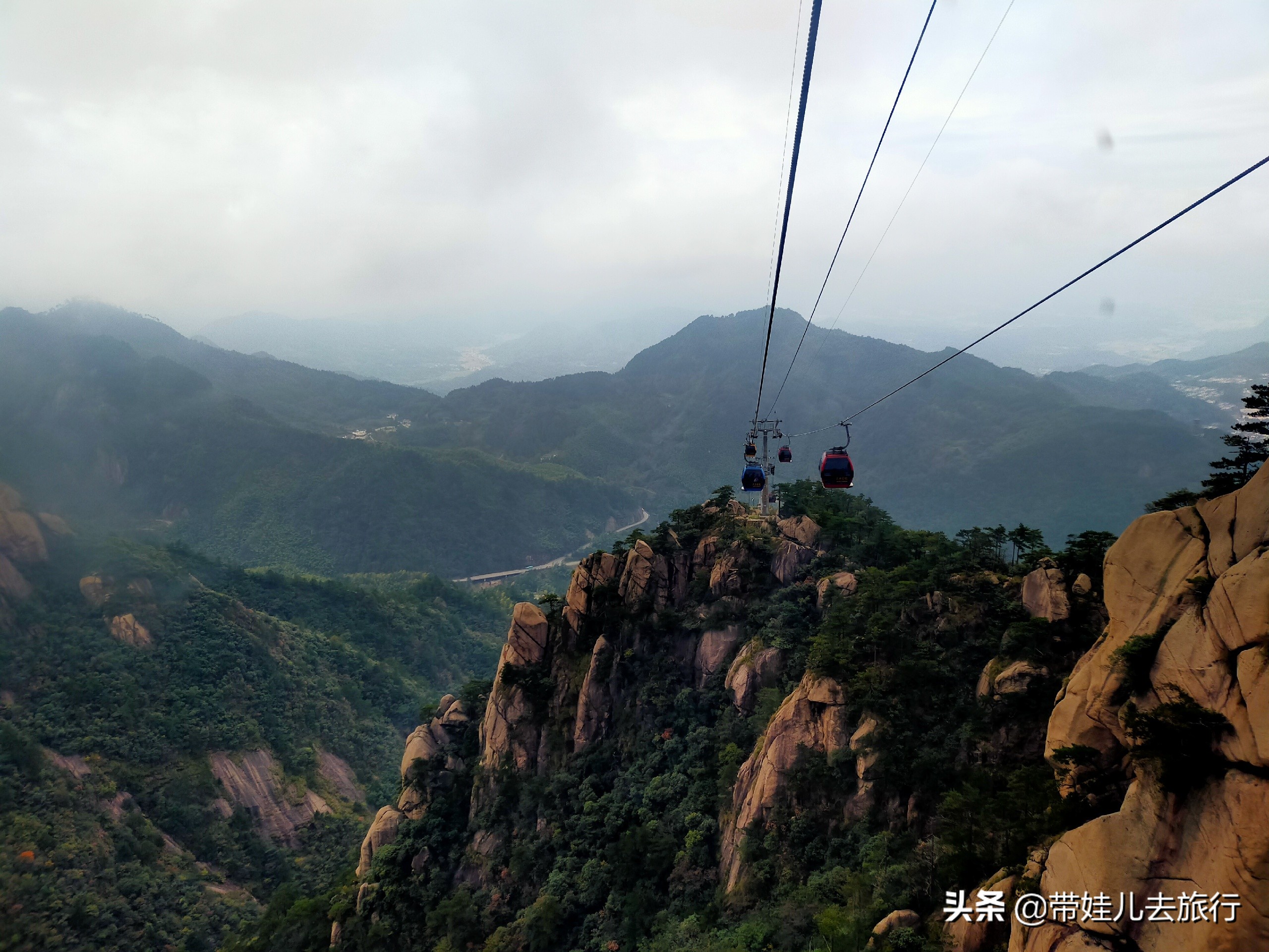 One of the three famous mountains in Anhui, known as "the first mountain in the south of the Yangtze River", the scenery is not as magnificent as Huangshan