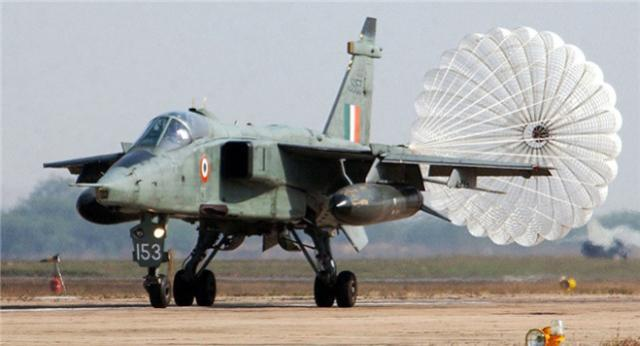 强击机、歼击机、战斗机怎么区分？空战性能到