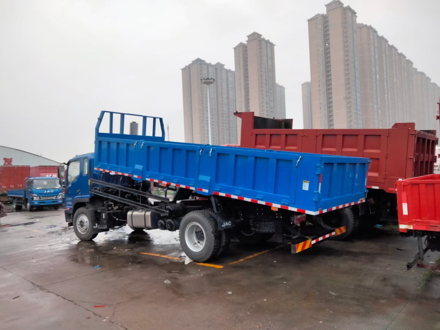 认识它就对了，江淮工程车——大容积货物运输的实用型自卸产品