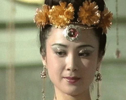 被誉为大陆第一美女，吸毒7年，身价过亿至今仍无人娶