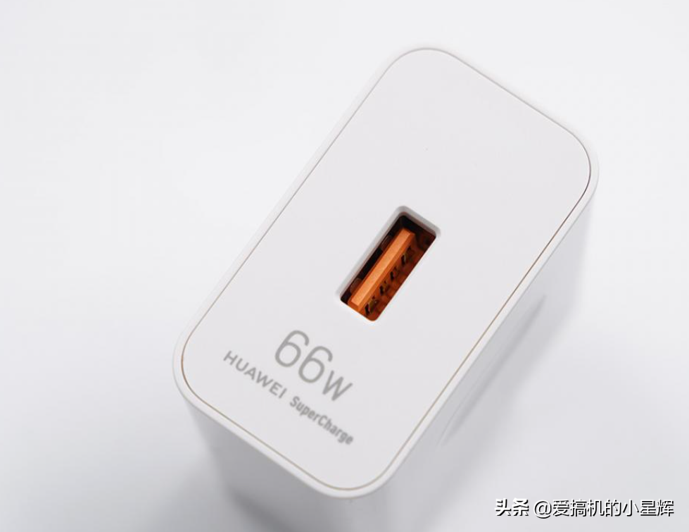 华为Mate40Pro和一加9Pro该怎么选？对比7点就懂了