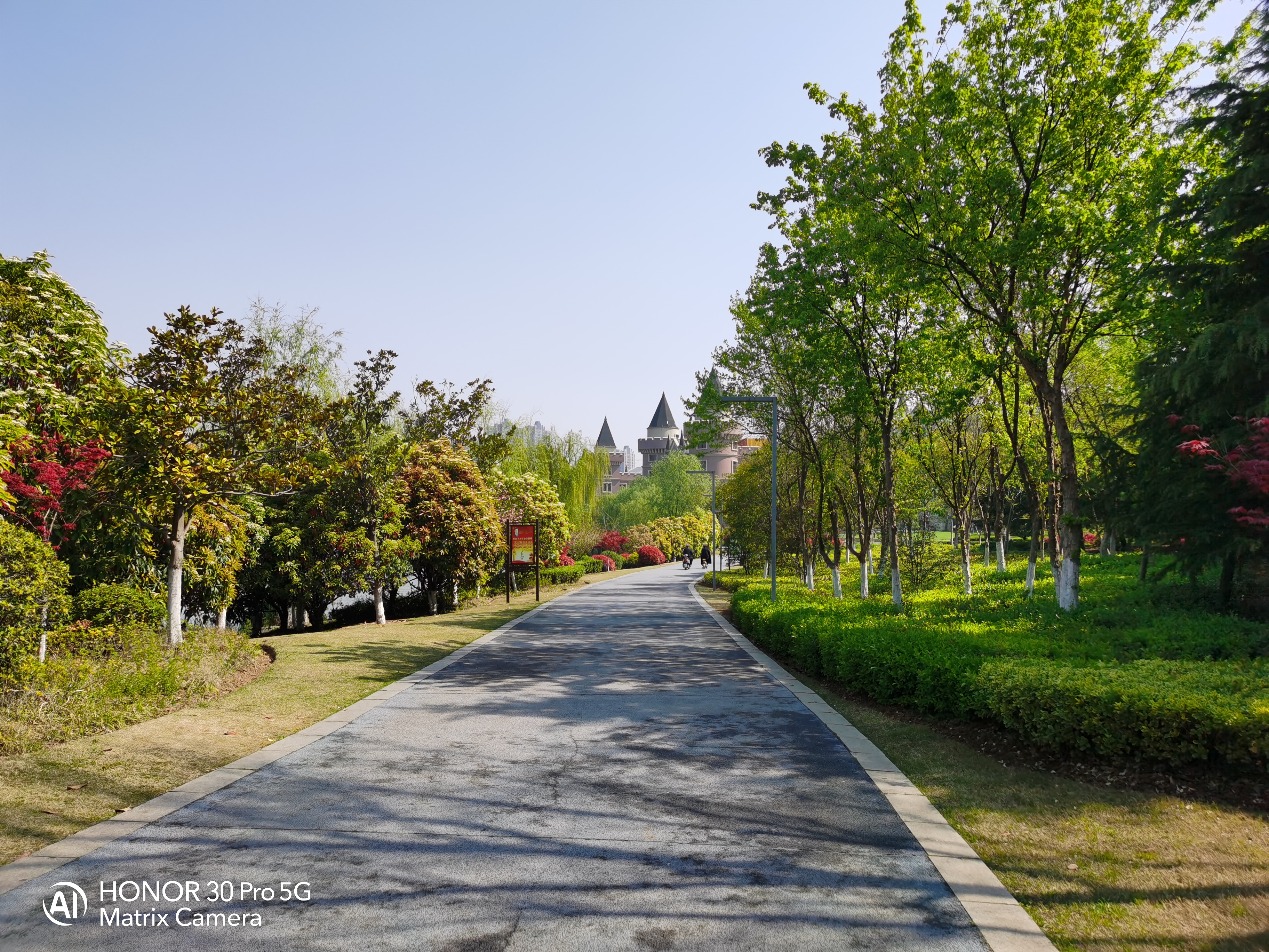 当完全不会拍照的媳妇儿上手测试荣耀30 Pro，你