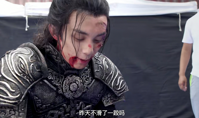 Wu Lei does not perform a little brother, small wolfhound of every year general attack just is you is correct open way