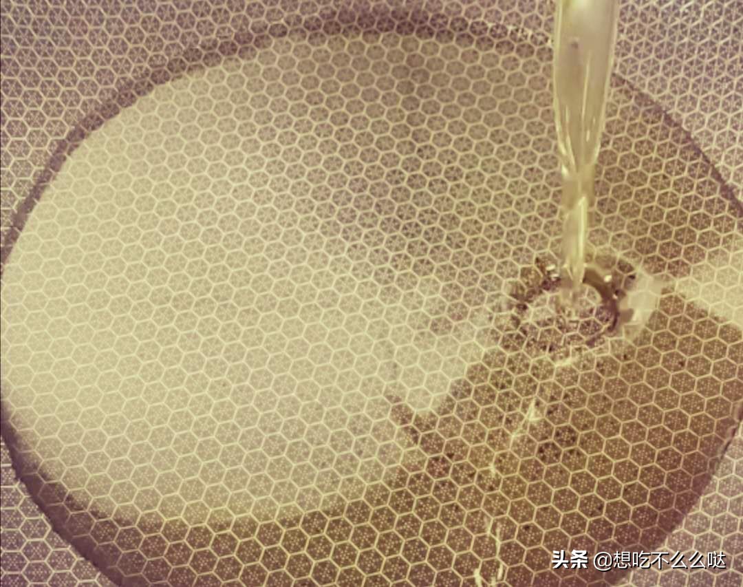 宫保鸡丁这么做，看着就有食欲，做法简单，又香又下饭，好好吃哦