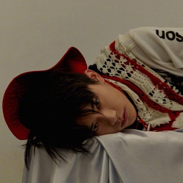 易烊千玺私房合集，大饱眼福