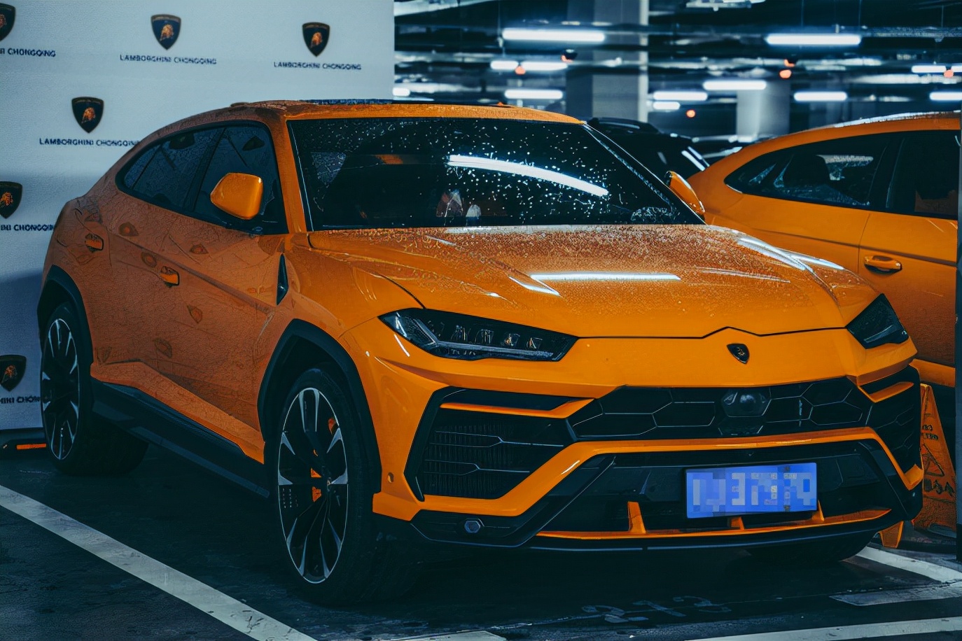 CLUB DNA品牌联合兰博基尼重庆举办签约仪式