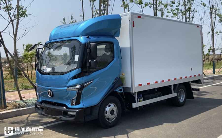 屡遭卡车安全背叛，飞碟W系让最爱卡车的他重拾