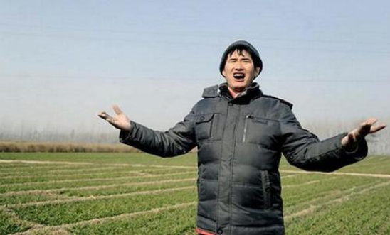 于文华：合作尹相杰，发掘大衣哥，一婚不幸福，现在活成z个样子