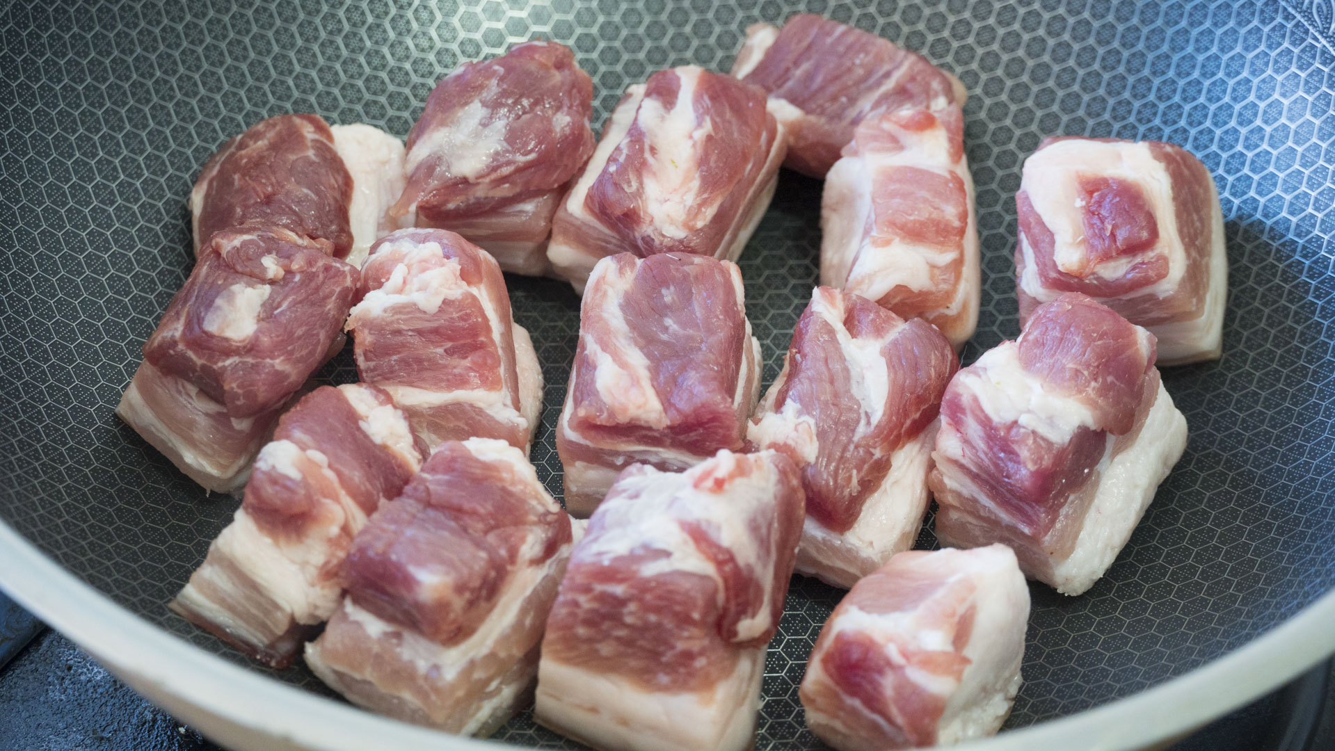 夏天，多给孩子吃这6道家常菜，好吃营养又简单，孩子爱吃易吸收