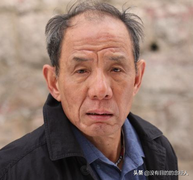 流量明星千万片酬，老戏骨魏宗万38年买不起房，网友：凭什么