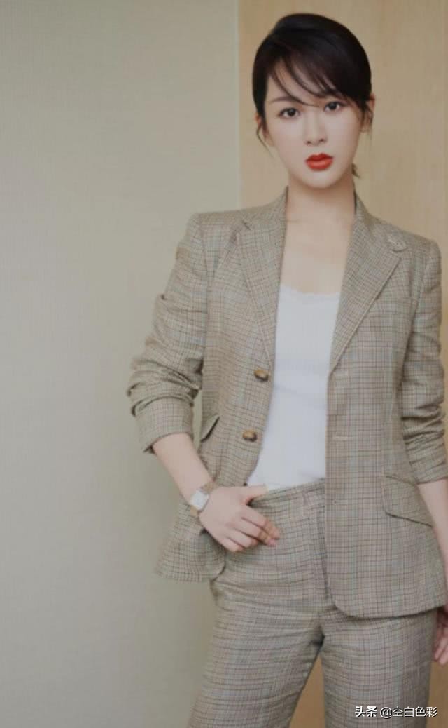 杨紫妈妈身份曝光，竟然是我们熟悉的她？娱乐圈真是藏龙卧虎