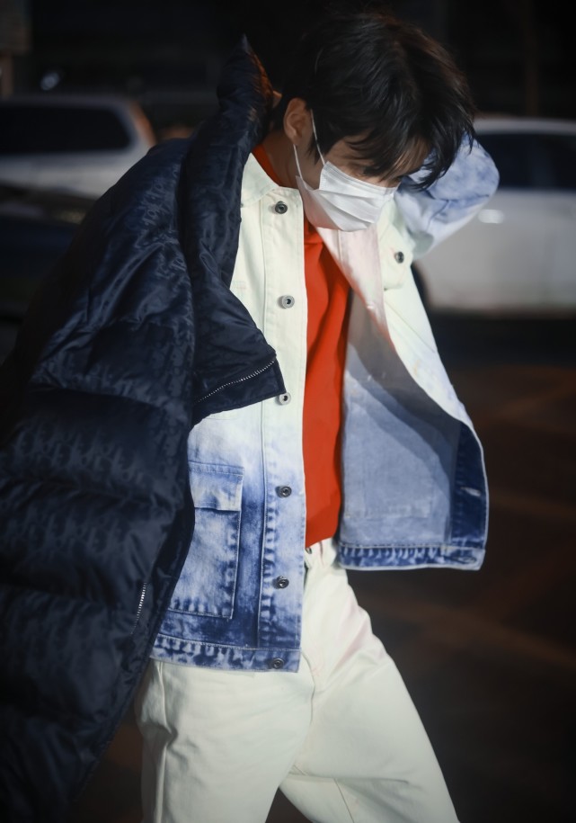 Spring battle array of late couplet platoon is too giant: 3 top shedding show 1000 royal seal personally, hot cling to wear formerly like blue green grass