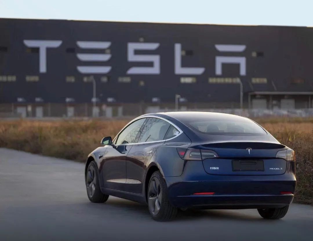 比亚迪汉 VS Model 3，这场“神仙打架”太过瘾