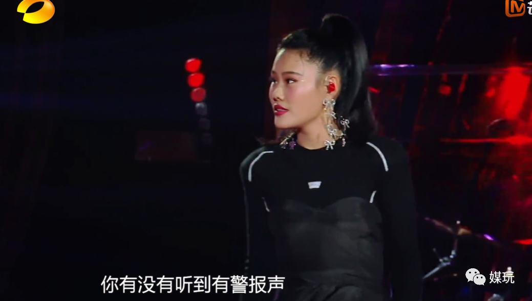 华晨宇夺冠！这是给《歌手·当打之年》的掌声和嘘声