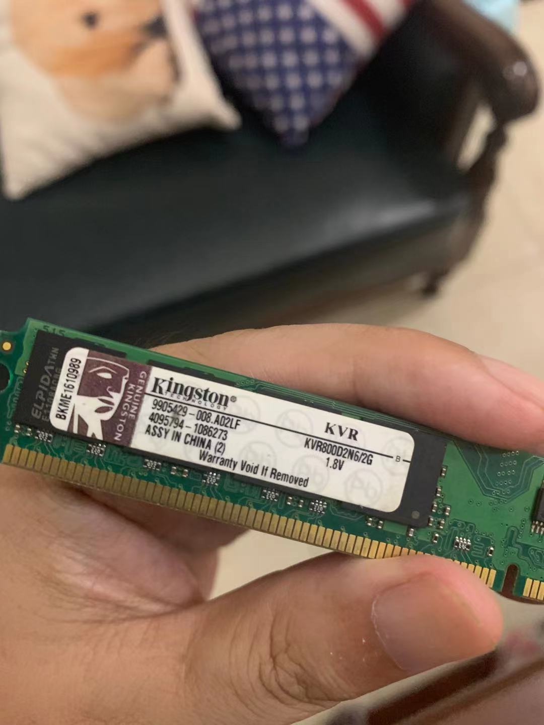 給老電腦升級處理器和內(nèi)存，全都翻車，90后看不懂