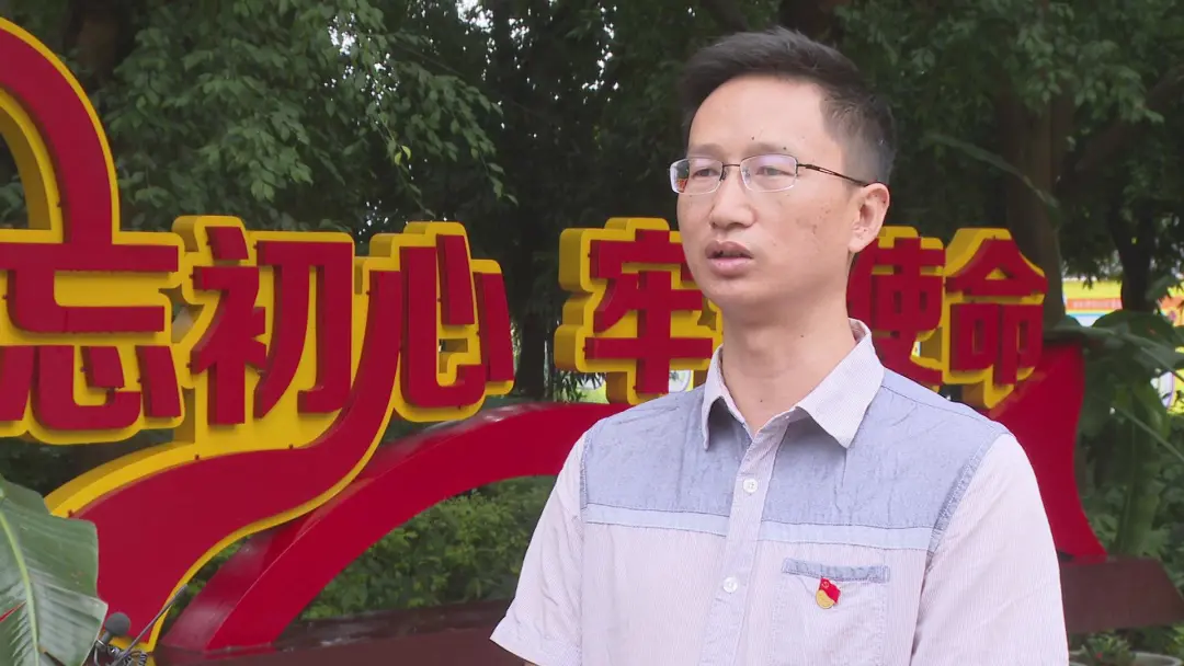 麗江華坪女子高級中學(xué)獲“全國先進基層黨組織”(圖3)