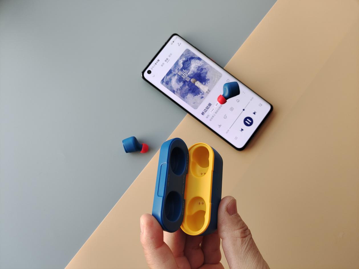 Skullcandy又出新产品—骷髅头吉布豆蓝牙耳机体验分享