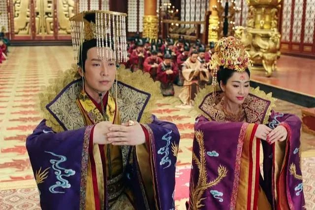 《鹿鼎记》10位主演近况：男三离婚4次，“二老