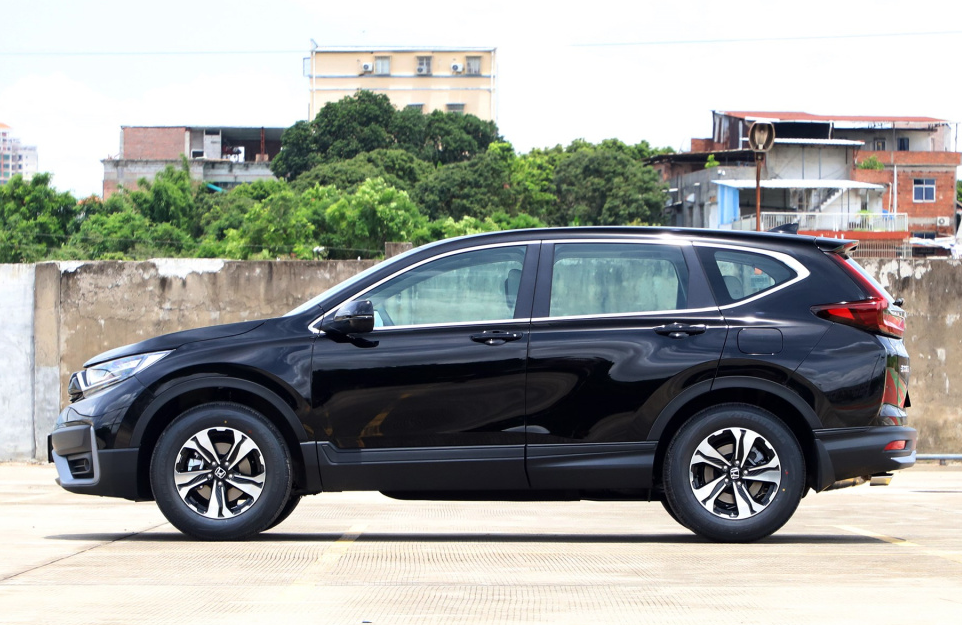 开完本田crv,再驾驶丰田rav4,才知道两者之间的差距如此悬殊