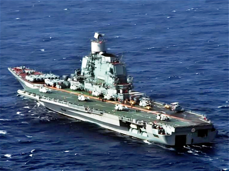 ��ά��������Ǻź�ĸ�����ۺ󣬶�ӡ�ȹ�����ս��������ڣ�