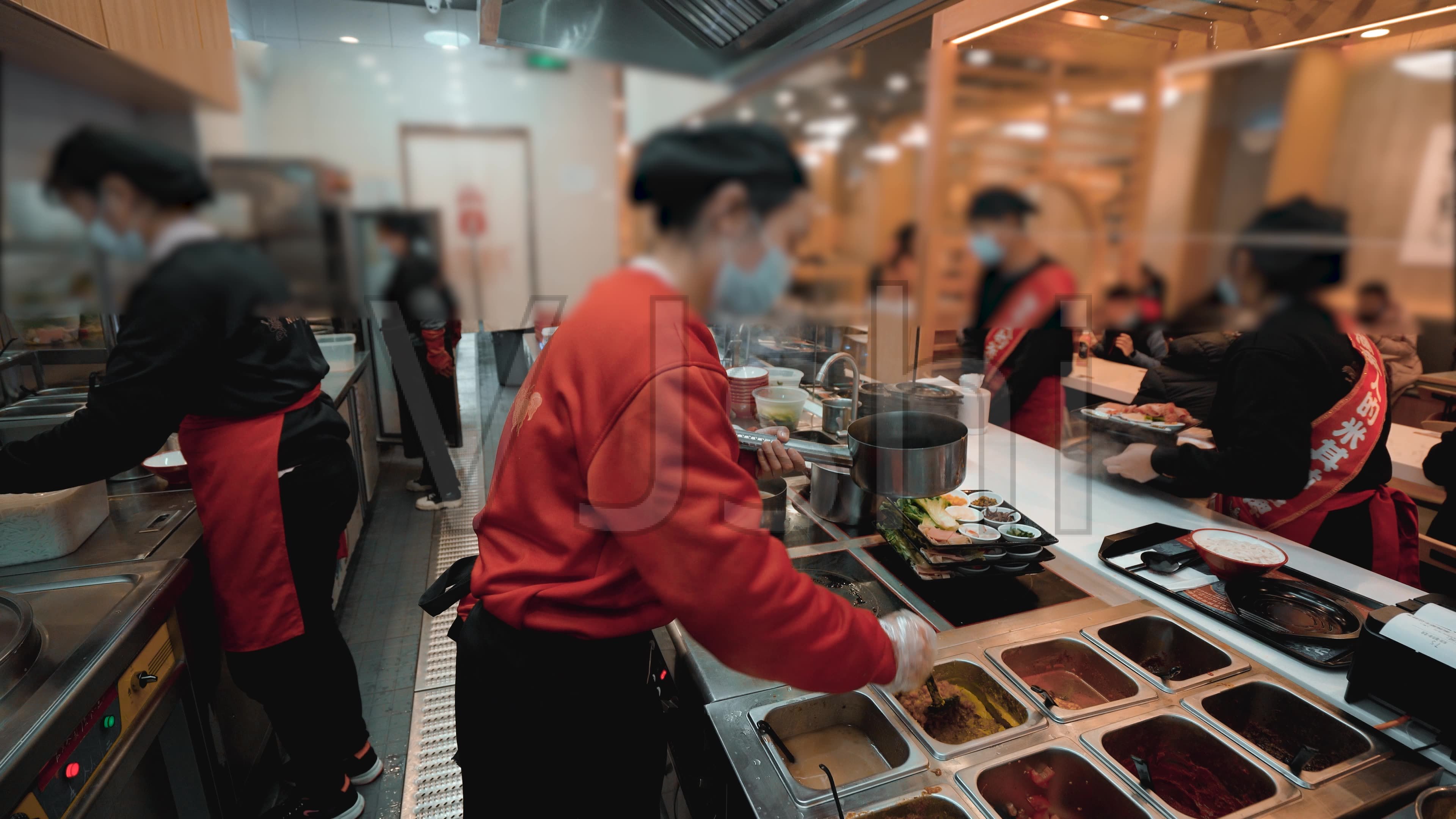 你知道吗？很多餐饮小白被太二酸菜鱼给带进坑里了