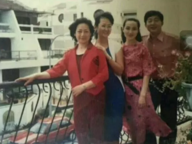 因一场演出，与毛泽东主席结缘，演观音菩萨出