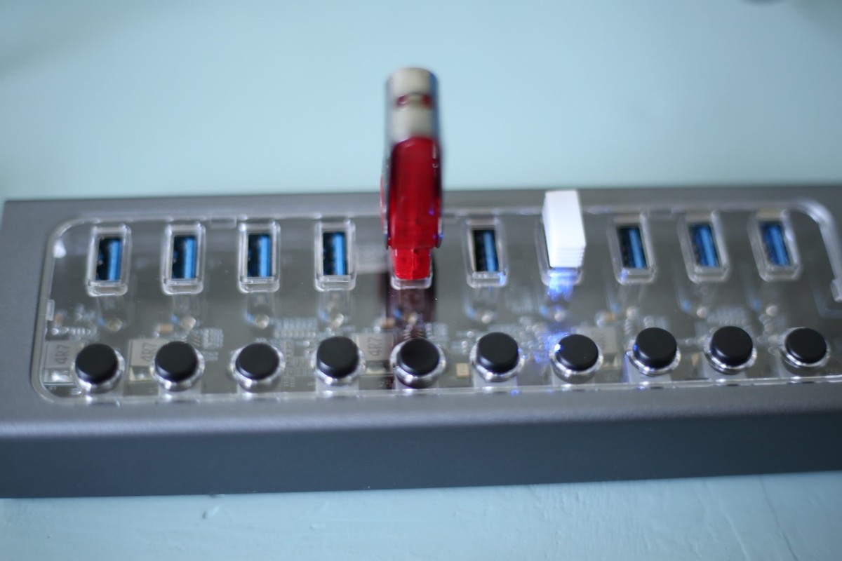 电脑USB接口“拯救者”，奥睿科星耀系列USB3.0分控集线器