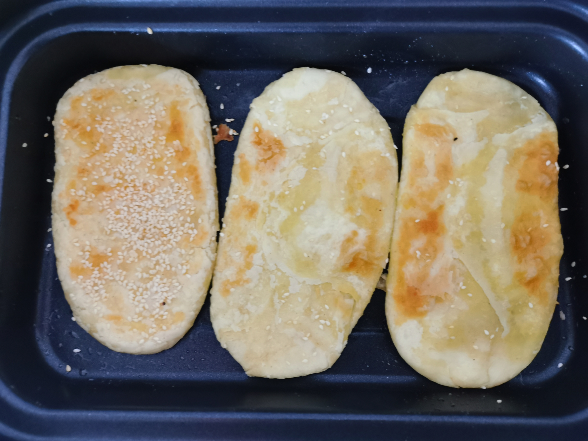 早餐迷上這燒餅，酥得掉渣兒，分享配方和做法，再也不用排隊買了