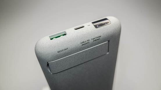 超能大容量全协议充电宝——南卡POWER-3