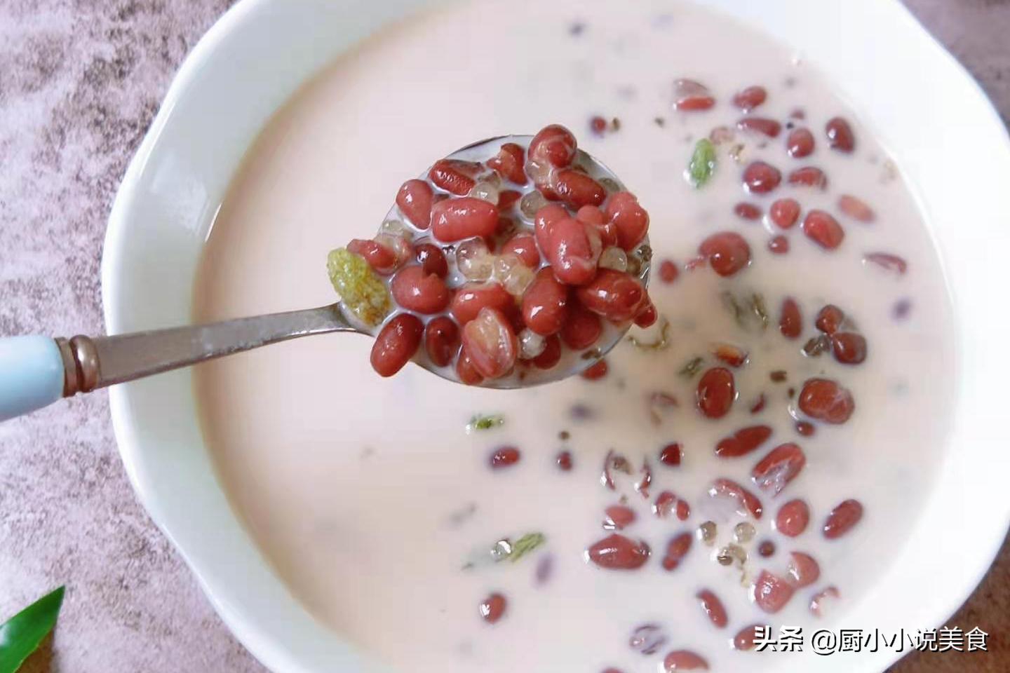 紅豆甜湯這樣做，香濃好喝，學會不再饞奶茶，當作早餐營養滿滿的