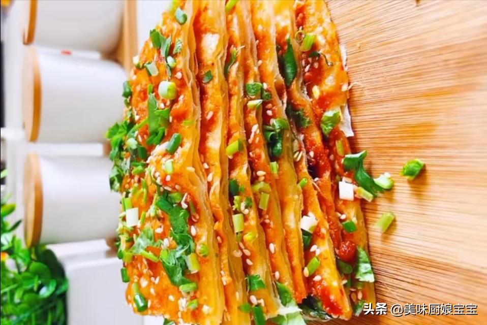 "Maoxiang pie" method to share, so the sauce pie is crispy on the outside and tender on the inside.