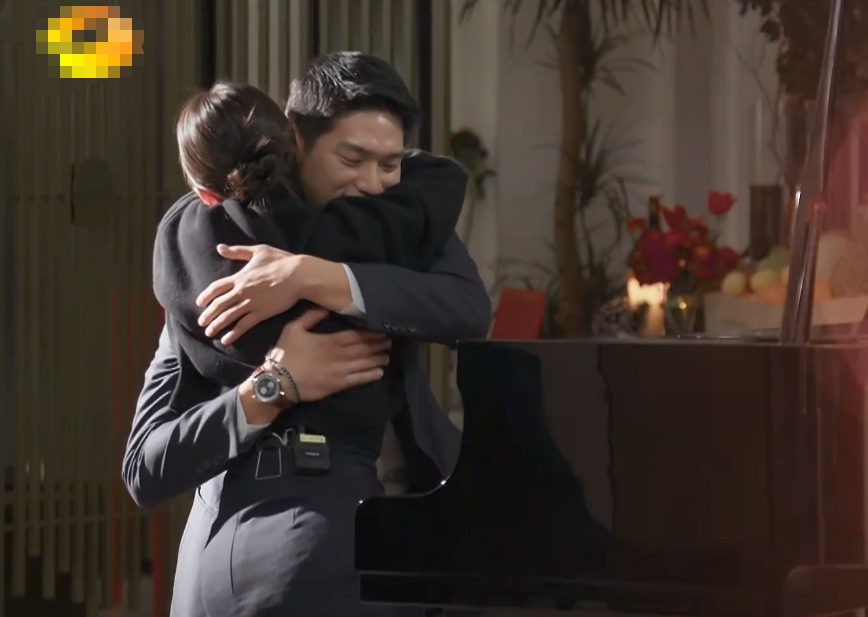 Zhang Meng by princely Wenwu Yong Entian is dizzy, exceed now in the program sweet picture, can says to love put together ceiling