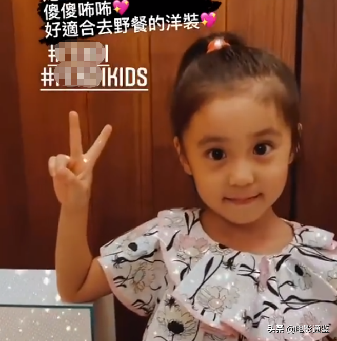 5歲咘咘參加生日趴，鏡頭掃過她的臉，圓臉大眼顏值太可了