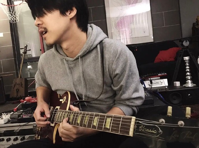 《扫黑风暴》孙兴扮演者，曾力压易烊千玺拿影帝，演技太好被骂惨
