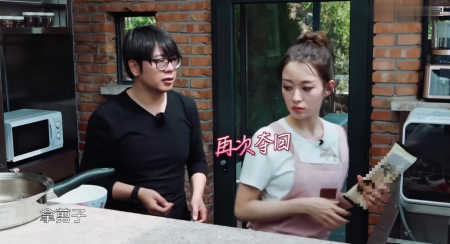 频繁参加综艺节目引争议，钢琴家郎朗正面回应