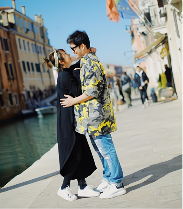 马丽公开表白小10岁老公：谢谢你，让我从“女汉