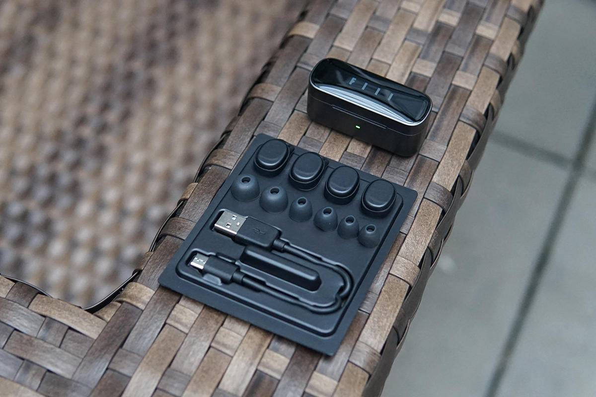 蓝牙5.2，续航超过30小时，FIIL T1 Pro诚意满满