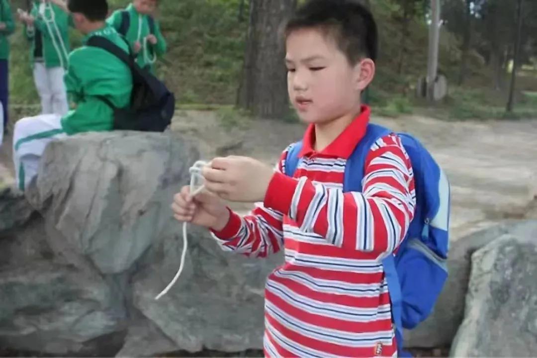 被骂了整整30天后，孩子大脑结构发生惊人变化