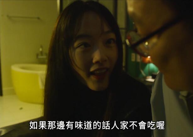 这部压抑的韩国电影，让我抽完了一整包烟