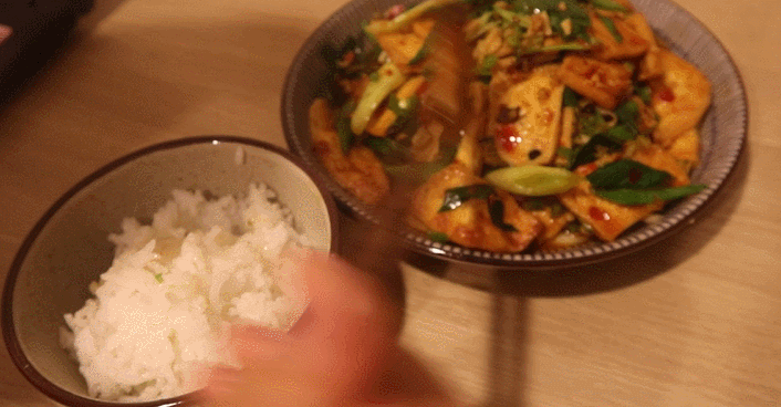 重庆人才懂的二面黄，只用豆腐这一种原料，味道比肉还好吃