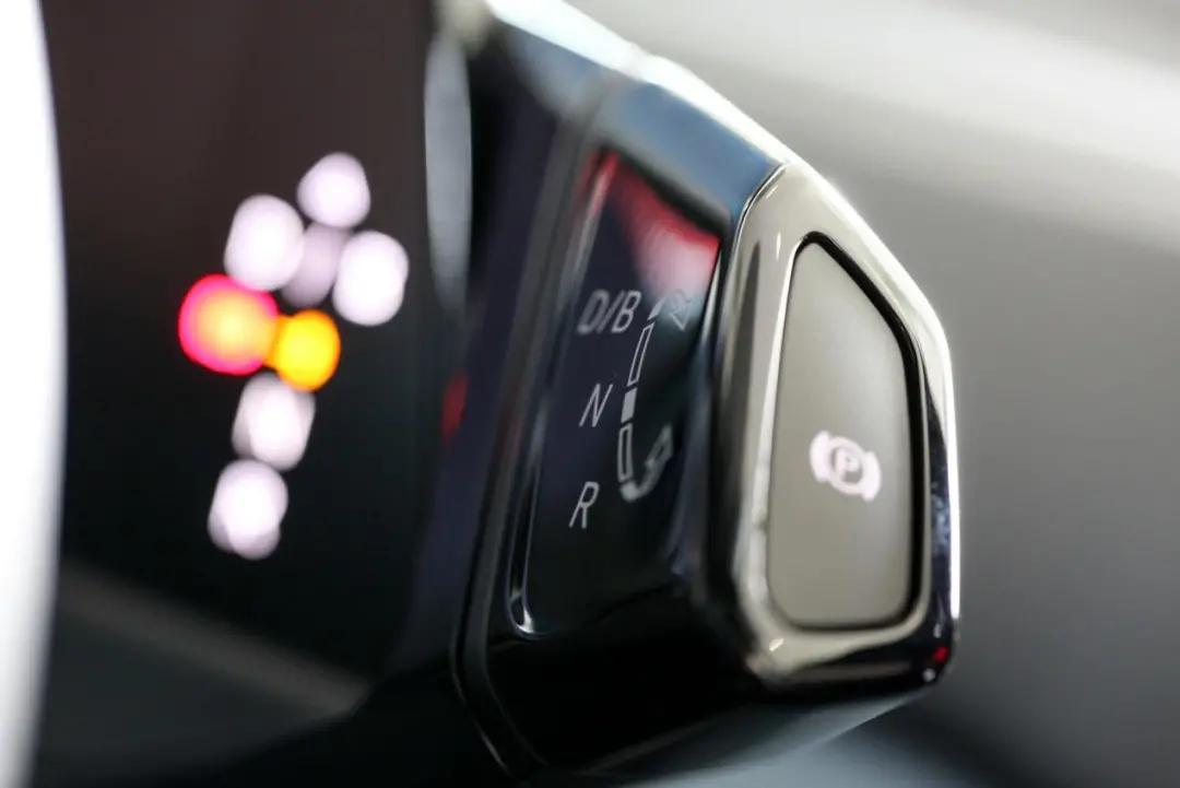 不到25万就能买大众纯电动SUV，还看什么特斯拉？