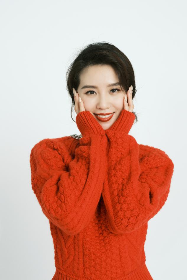 倪妮和刘诗诗同登杂志封面，网友：这气质差距