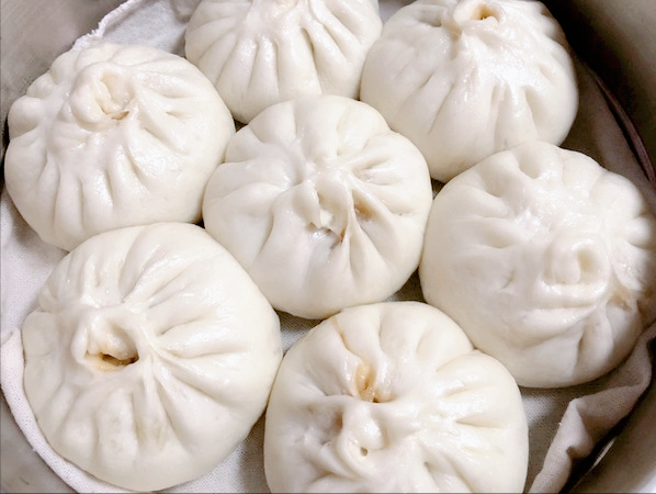 酸菜猪肉包好吃有诀窍，教你正确的调馅用料方法，包子不好吃才怪
