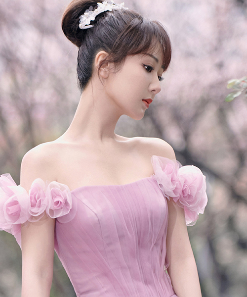 杨紫再次获得微博Queen，用实力和成绩证明自己的