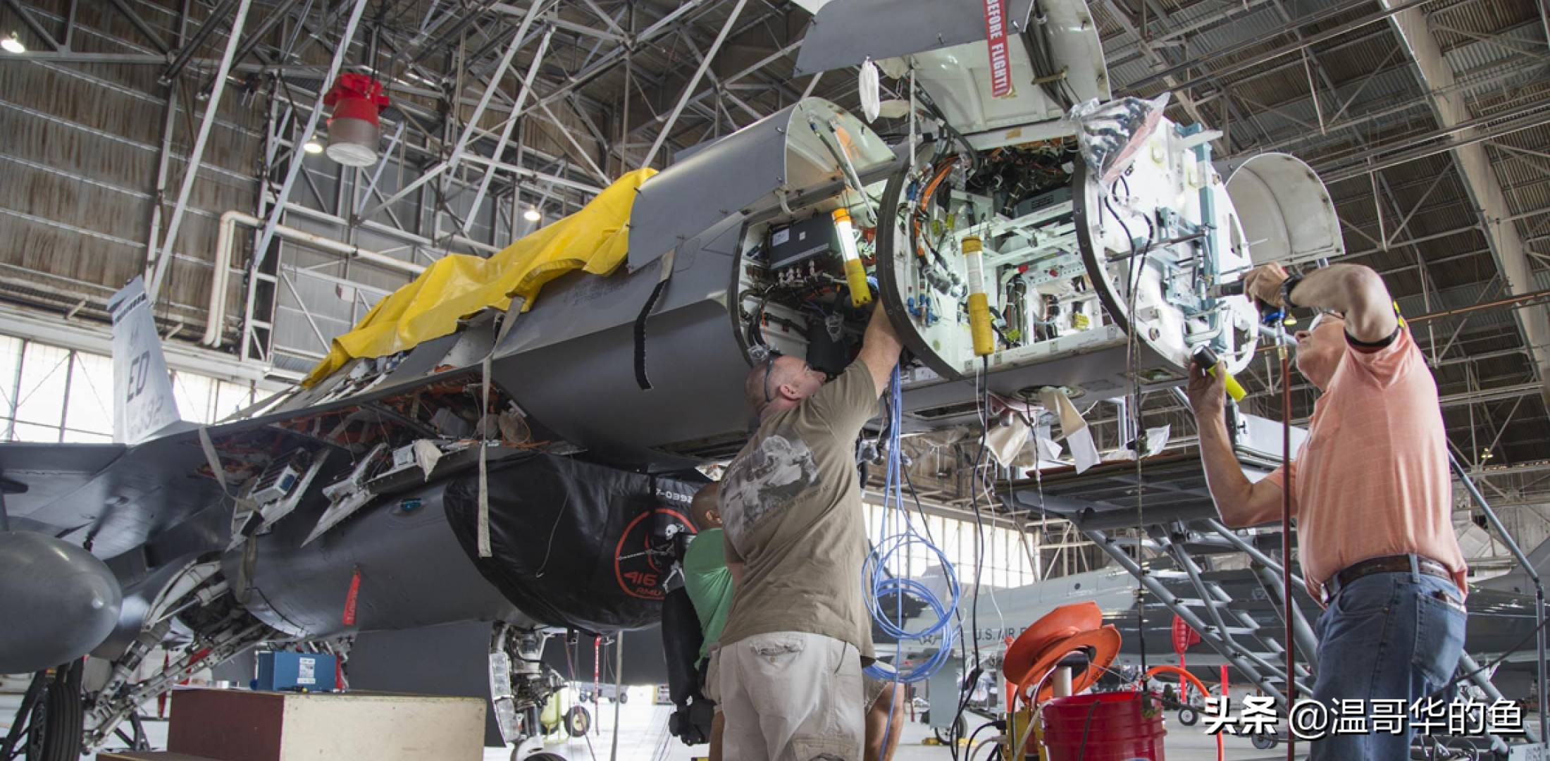 ����̨����66��F-16Vս�����-10C��ȣ�������ģ�
