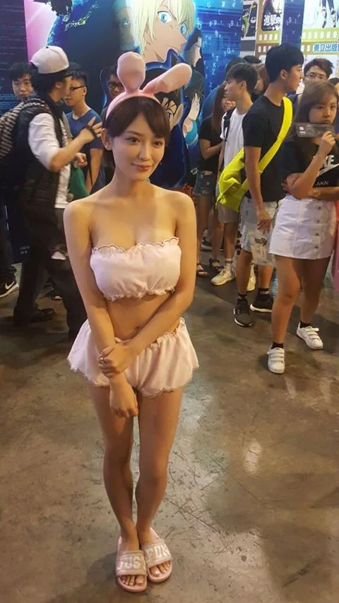 男人们喜欢逛漫展的真正原因