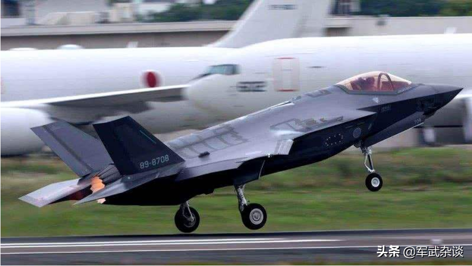 中国的“隐身飞鲨”，第5代隐身舰载机，中国海