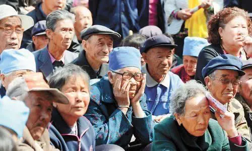 来自富婆的暴击！张雨绮又炫富，称买房只是爱